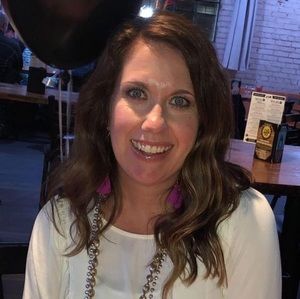 Meet your Posher, Melissa